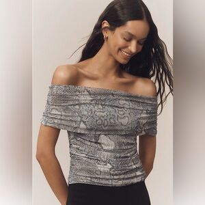 💙 Maeve by Anthropologie Off-the-Shoulder Ruched Top – Stretchy | Size Small